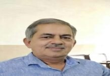 राजनीति में यायावरी का असीम आनंद