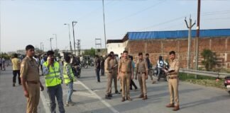 दर्दनाक हादसा: तेज रफ्तार कार ने तीन महिलाओं को कुचला, दो घायल