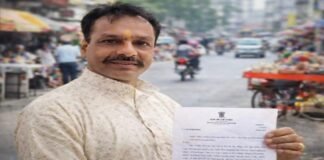 अतिक्रमण पर भाजपा नेता सुबोध मिश्रा बोले रेलिंग पर खर्च बेकार, सड़क पर सजा बाजार