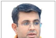 पापा की गोद