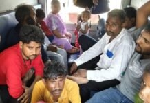 भीषण गर्मी में ट्रेनों का सफर बना मुसीबत, एसी फेल होने से यात्रियों की बिगड़ी तबीयत