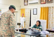 जनसुनवाई में जिलाधिकारी सख्त: शिकायतों के त्वरित निस्तारण के दिए निर्देश