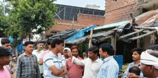 पाइपलाइन बिछाने के दौरान अवैध खुदाई पर विवाद, ईओ ने काम रुकवाया