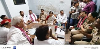 चाचूपुर जाने से पहले ही रुका सपा का प्रतिनिधिमंडल, जिला कार्यालय पर पुलिस की घेराबंदी