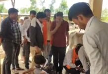 गौशाला में अव्यवस्थाओं पर भड़का हिंदू रक्षा दल, डीएम से जांच की मांग