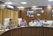 राष्ट्रहित के अभियानों में सक्रिय भूमिका निभाएं व्यापारी : प्रशासन