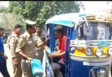 यातायात नियमों के उल्लंघन पर सख्ती, टेंपो चालकों को दी कड़ी चेतावनी