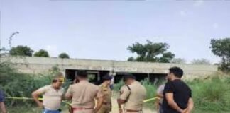 मथुरा: व्यापारी को बंधक बनाकर लूटने वाले दो अपराधी को पुलिस ने मुठभेड़ में किया ढेर