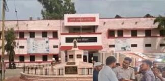 राम भरोसे स्वास्थ्य सेवाएं ! एंबुलेंस में ऑक्सीजन खत्म होने से मरीज की तड़प-तड़पकर मौत