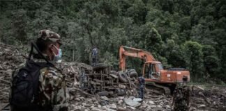 नेपाल के रोलपा में 700 मीटर गहरी खाई में गिरी जीप, 20 लोगों की मौत