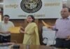 जिलाधिकारी ने साहित्यकारों और कलाकारों को किया सम्मानित