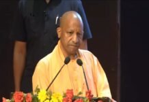 बच्चों को छुई-मुई मत बनाइए, छोटे बच्चों से काम कराने पर शिक्षकों को सज़ा नहीं सम्मान मिलना चाहिए : मुख्यमंत्री