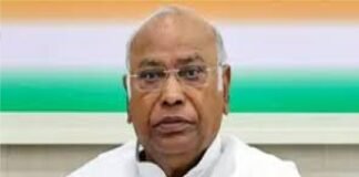 दिल्ली में मल्लिकार्जुन खरगे से मिले कांग्रेस के 4 सांसद, हरियाणा के हालातों पर हुई चर्चा