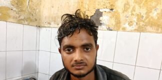 युवक पर लाठी-डंडों और फावड़े से हमला