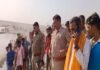 घाघरा नदी में नहाने गए 5 दोस्त, गहरे पानी में डूबे 3 युवक, दो युवकों को ग्रामीणों ने सुरक्षित बाहर निकाल