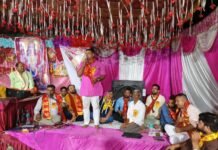 श्री राम कथा पंडाल में आयोजित हुआ विराट कवि सम्मेलन