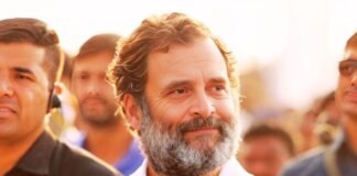 देश को फिर से गांधी चाहिए, अब हवा नहीं आंधी चाहिए
