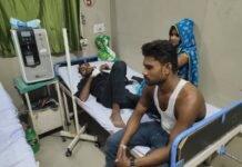 डीजे की धुन पर बरसी गोलियां, नामकरण संस्कार में खूनी तांडव; दो युवक गोली लगने से घायल