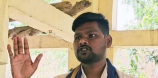 बैठक को संबोधित करते जिलाध्यक्ष प्रभात गौतम