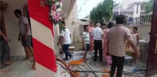 शादी घर में मचा हड़कंप, AC के आउटडोर में ब्लास्ट से लगी आग, दमकल विभाग ने पाया काबू