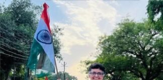 सबको खुशियाँ बांटते-बांटते रुला गईं माँ, अश्रुपूरित नेत्रों के बीच गोलोक यात्रा पर रवाना हुईं माँ