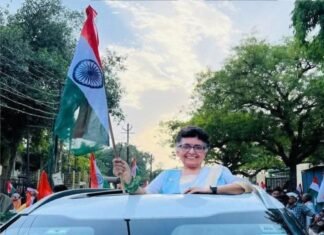 सबको खुशियाँ बांटते-बांटते रुला गईं माँ, अश्रुपूरित नेत्रों के बीच गोलोक यात्रा पर रवाना हुईं माँ