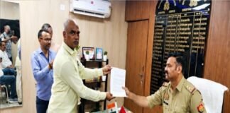 विधानसभा के प्रमुख सचिव पर गंभीर आरोप दी गईं तहरीर
