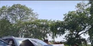 कमालगंज: कार और मोटरसाइकिल की आमने-सामने जोरदार भिड़ंत, बाइक सवार घायल