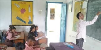 जनगणना ड्यूटी के बीच खुलेंगे स्कूल, अवकाश बढ़ाने की उठी मांग