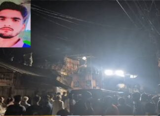 एटा में हाई-टेंशन तार से टकराई ताजिया, करंट लगने से एक युवक की मौत, सात घायल