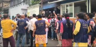 ममता बनर्जी के कालीघाट घर पहुंची CID, पूर्व टीएमसी विधायक सब्यसाची को पुलिस कस्टडी