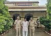 धर्म परिवर्तन पर पुलिस का एक्शन, ईसाई धर्म अपनाने के लिए प्रलोभन देने वाला प्रचारक गिरफ्तार