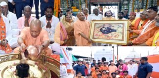 बाबा लोधेश्वर के दरबार पहुंचे मुख्यमंत्री योगी, किया रुद्राभिषेक; करोड़ों की योजनाओं के लाभार्थियों को किया सम्मानित
