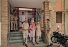 बाड़मेर में डॉक्टर को ब्लैकमेल करके 2 करोड़ रुपये ऐंठने के आरोप में नर्स गिरफ्तार