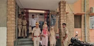 बाड़मेर में डॉक्टर को ब्लैकमेल करके 2 करोड़ रुपये ऐंठने के आरोप में नर्स गिरफ्तार