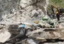 हिमाचल प्रदेश में बड़ा हादसा: पांगी-उदयपुर मार्ग पर टैक्सी पर गिरी चट्टान, 13 लोगों की मौत