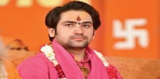 जिन्होंने भगवान को नहीं छोड़ा, पर्ची खोली तो मुझे भी निपटा देंगे : धीरेंद्र शास्त्री