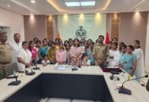 पुलिस लाइन में ‘राखी विद खाकी’ कार्यक्रम,