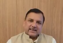 मोदी को लेकर संजय सिंह का हमला, वंदे मातरम् से लेकर आरएसएस के इतिहास तक बरसे
