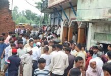 स्कूल जाते समय काल बनी जर्जर दीवार, भाई-बहन समेत दो मासूमों की मौत