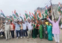 तिरंगे के सम्मान में फतेहगढ़ में निकली भव्य तिरंगा यात्रा, बड़ी संख्या में उमड़े भाजपा कार्यकर्ता