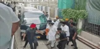 नांदेड़ के गुरुद्वारे में पूर्व डिप्टी सुखबीर बादल पर कृपाण से हमला
