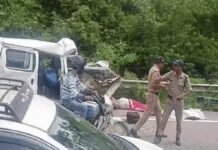 डोईवाला टोल प्लाजा के पास भीषण हादसा, गाड़ी में सवार 7 लोगों में 2 की मौत, राहत-बचाव जारी
