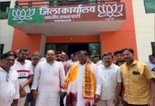 भाजपा जिलाध्यक्ष फतेह चंद वर्मा का जन्मदिन कार्यकर्ताओं ने धूमधाम से मनाया