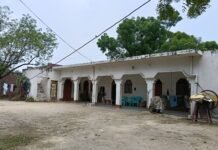 चकबंदी विवाद के बाद नगला जब्ब में सन्नाटा, ग्रामीणों ने बताई घटना की पूरी कहानी