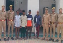 चार वांछित हत्यारोपित गिरफ्तार, हत्या में प्रयुक्त डंडा बरामद