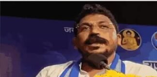 पैर छूने से कोई बड़ा नेता नहीं बनता, किताबें पढ़ो :चंद्रशेखर आजाद
