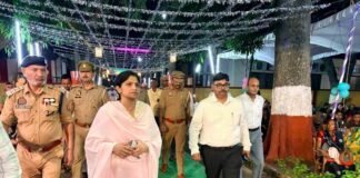 पुलिस लाइन फतेहगढ़ में धूमधाम से मनाई गई श्रीकृष्ण जन्माष्टमी