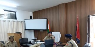 महिला अपराध व गुमशुदगी के मामलों में तेजी लाने के निर्देश, एएसपी ने की विवेचनाओं की समीक्षा