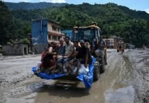 नेपाल में बाढ़-भूस्खलन की तबाही, एक घर के मलबे से मिले 24 शव